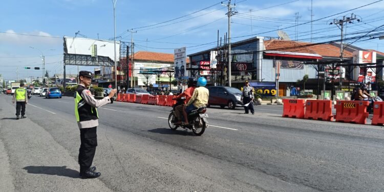 Arus Mudik dan Balik Lebaran 2025 di Batang Ramai Lancar