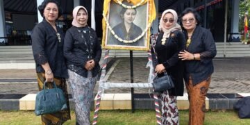 Kartini Masa Kini, Tetap Berkontribusi dan Jaga Tradisi