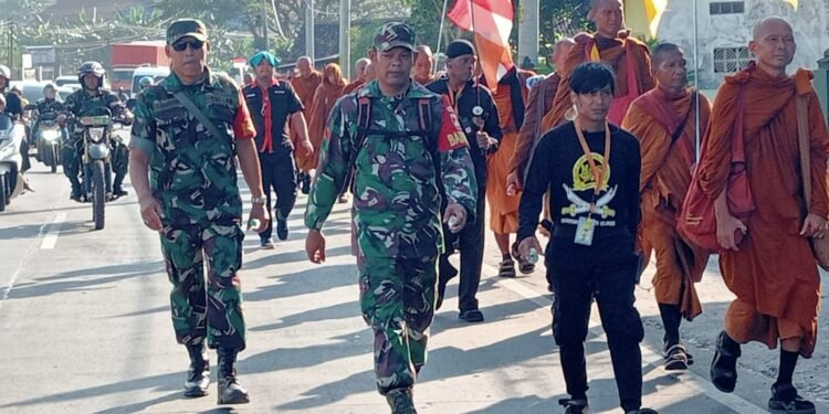 Kodim 0736/Batang Kawal Ketat Napak Tilas Sang Buddha, Ritual Thudong Bawa Pesan Kebijaksanaan