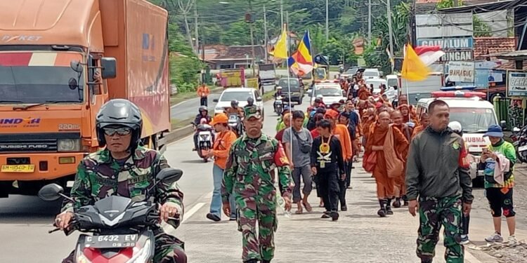 Kodim 0736/Batang Kawal Ketat Napak Tilas Sang Buddha, Ritual Thudong Bawa Pesan Kebijaksanaan