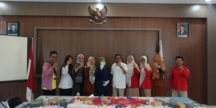 Sinergi PMI Batang dan POPTI Bantu Penderita Talasemia Dapatkan Darah Leucodepleted Berkualitas