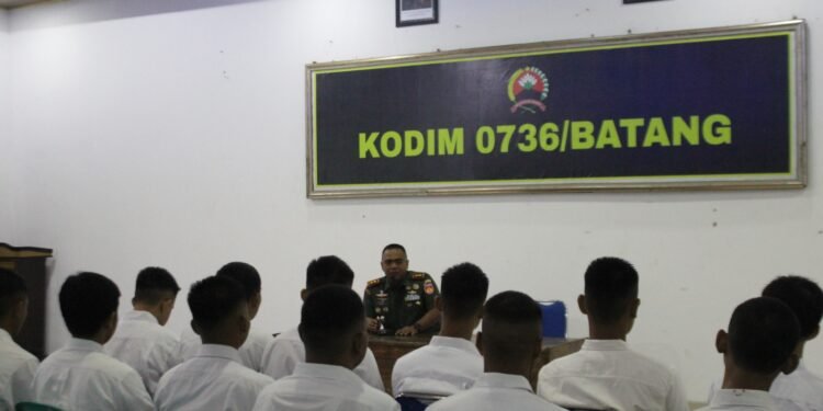 Kodim 0736/Batang, Berangkatkan 112 Calon Siswa Caba dan Catam PK TNI AD