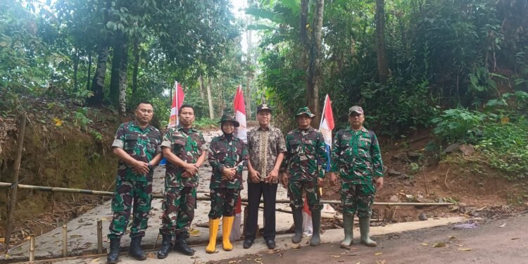 Tim Wasev Korem 071/Wijaya Kusuma Tinjau TMMD Sengkuyung Tahap II Kodim 0736/Batang TA 2025.