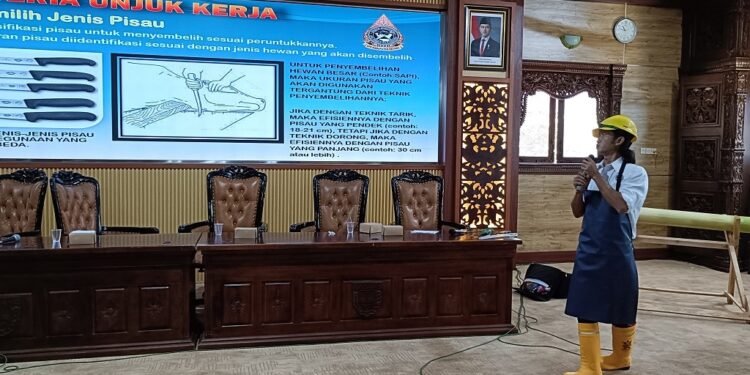 Jelang Iduladha, Juleha Praktikkan Penyembelihan sesuai Syariat