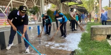 Bersihkan Alun-Alun, Bupati Batang Fokuskan Fasilitas Umum Sesuai Peruntukannya
