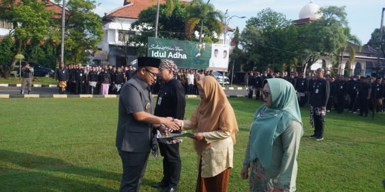 Kenaikan Pangkat 319 ASN, Bupati Batang Minta Tanggung Jawab Dalam Berikan Pelayanan