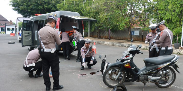 Asah Kemampuan Polantas Olah TPTKP Kecelakaan Digelar di Batang