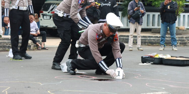 Asah Kemampuan Polantas Olah TPTKP Kecelakaan Digelar di Batang