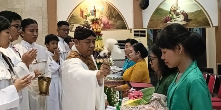 Inkulturisasi Budaya, Gereja Santo Yusup Rayakan Misa Sura