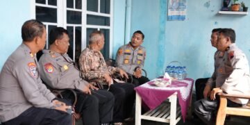 Kapolres Batang Pimpin Anjangsana ke Purnawirawan dan Keluarga Besar Polri