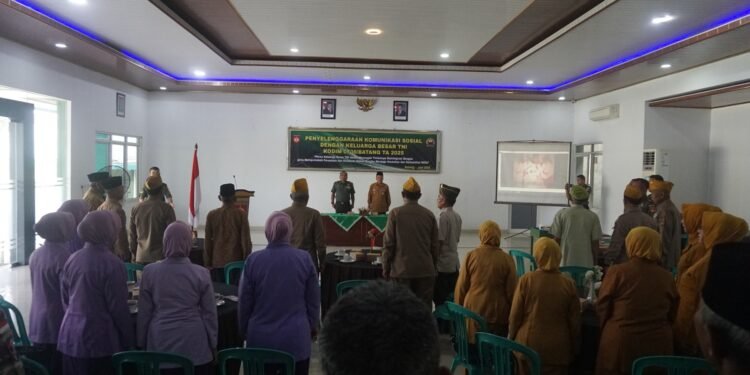 Kodim 0736/Batang Jalin Komunikasi Soaial Dengan Keluarga Bersar TNI