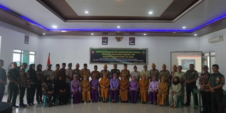 Kodim 0736/Batang Jalin Komunikasi Soaial Dengan Keluarga Bersar TNI