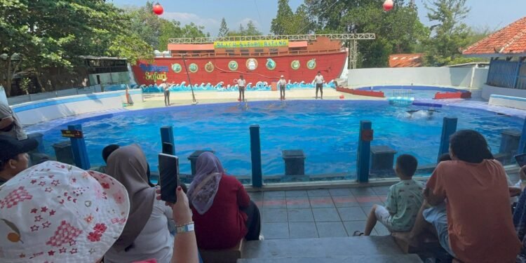 Libur Sekolah, Safari Beach Jateng Batang Jadi Destinasi Favorit
