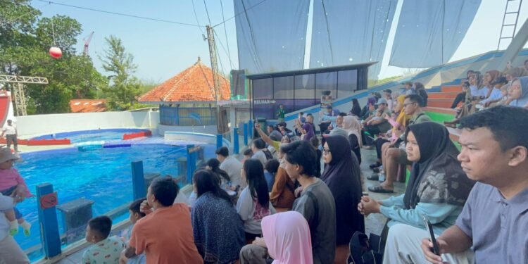 Libur Sekolah, Safari Beach Jateng Batang Jadi Destinasi Favorit