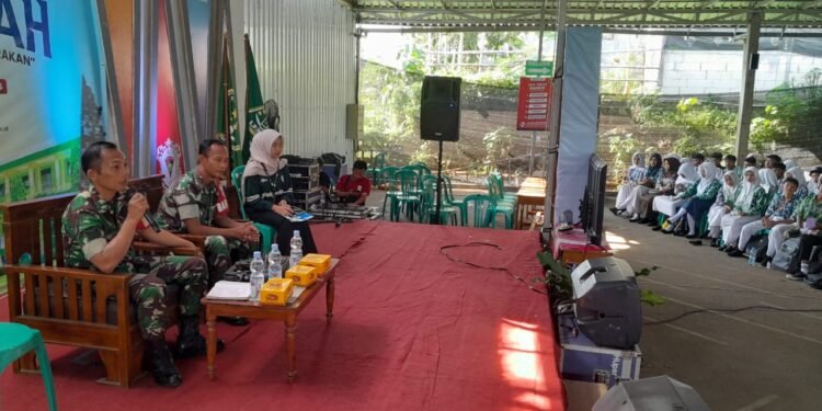 MPLS Siswa Baru, Babinsa Beri Materi Wasbang dan Belanegara