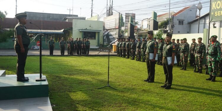 Dandim 0736/Batang Lepas Anggota Pindah Satuan