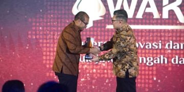 Bupati Batang Raih Penghargaan DetikJateng-Jogja Award 2025 Dorong Industri Ramah Lingkungan