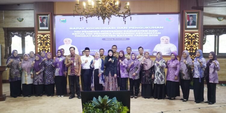 Posyandu Terapkan 6 SPM Terbaik, Bupati Batang Berikan Promosi Jabatan dan Dana Tambahan