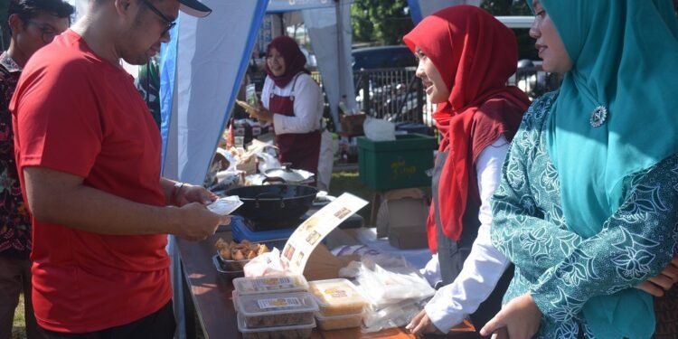 Pesta Rakyat Dimeriahkan Bazar UMKM Hingga Konser Denny Caknan di Lapangan Dracik Batang