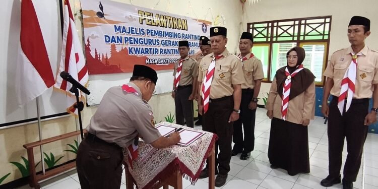 Siapkan Pramuka Terdepan, Kwarcab Batang Lantik Kamabiran