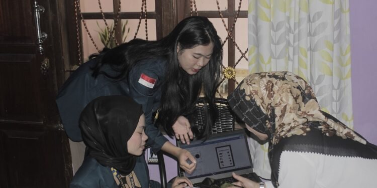 Mahasiswa KKN Undip Gelar Pelatihan Untuk Merancang Pembelajaran Interaktif