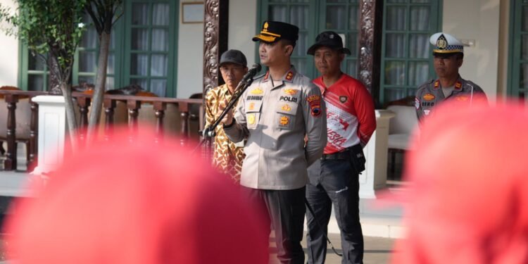 Jelang HUT ke-80 RI, Paskibraka Batang Digembleng hingga Dapat Motivasi Khusus dari Kapolres