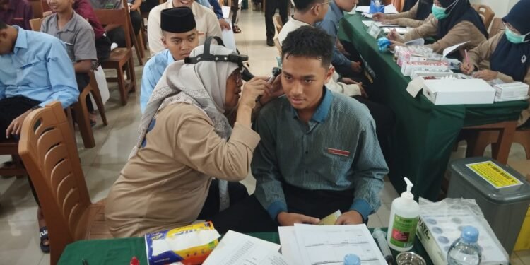 Skrining Kesehatan di Ponpes, RSUD Batang Temukan Santri Perlu Rujukan Lanjutan