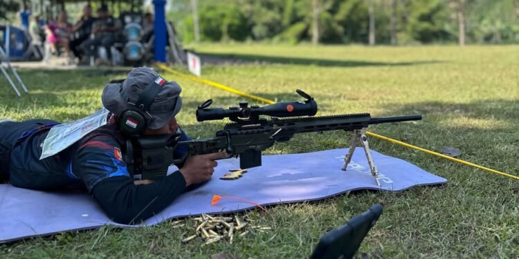 Anggota Kodim 0736/Batang Unjuk Gigi di Ajang Lomba Menembak Pra Porprov XVII/2025