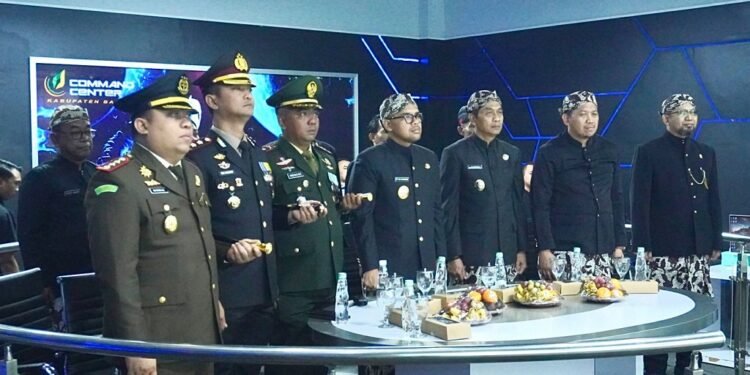 Detik-Detik Proklamasi HUT Ke-80 RI, Bupati dan Wakil Bupati Batang Ikuti Dengan Khidmat