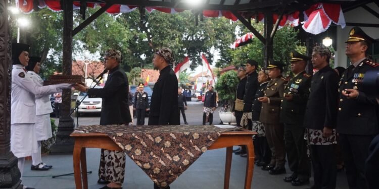 Tunaikan Tugas dengan Sempurna, Paskibraka Diapresiasi Bupati Batang