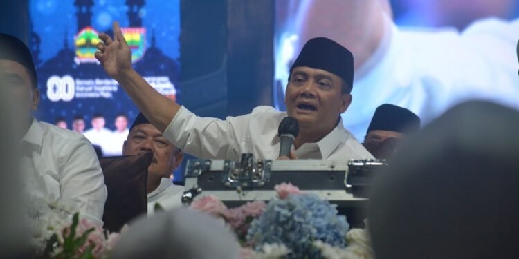 Doakan Jawa Tengah Berkah, Ribuan Warga Lantunkan Doa di Jateng Bersholawat