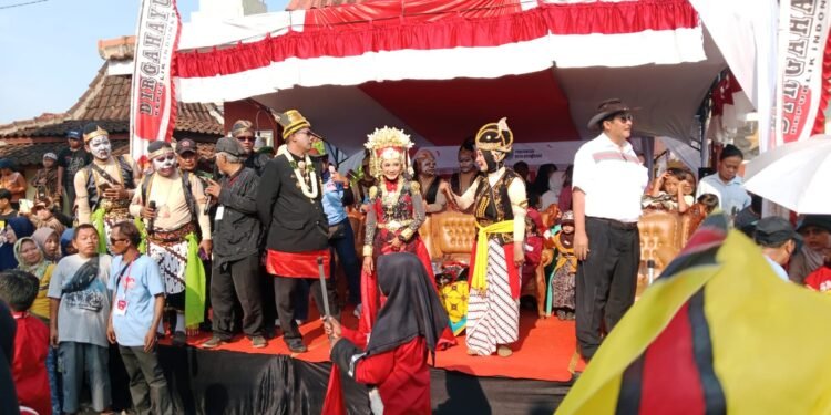 Karnaval HUT RI ke-80, Dari Semarak Kemerdekaan Hingga Pesan Damai Warnai Karnaval Krengseng