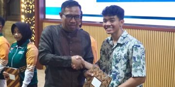 Pemkab Batang Berikan Apresiasi Kepada Sang Juara Panjat Tebing Dunia