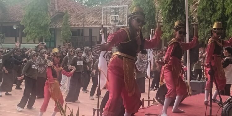 Tari Babalu Kini Memukau Lewat Pertunjukan Kolosal