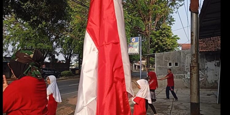Meriahkan HUT RI ke-80, YBPI Gelar Senam Sehat Merah Putih dan Ajak Tuna Wisma Ikut Berbahagia