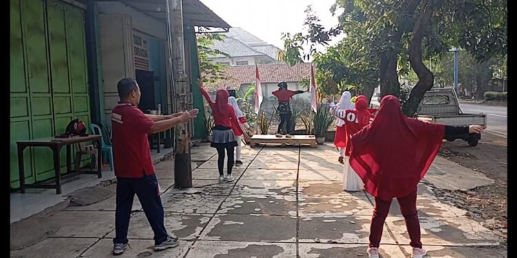 Meriahkan HUT RI ke-80, YBPI Gelar Senam Sehat Merah Putih dan Ajak Tuna Wisma Ikut Berbahagia