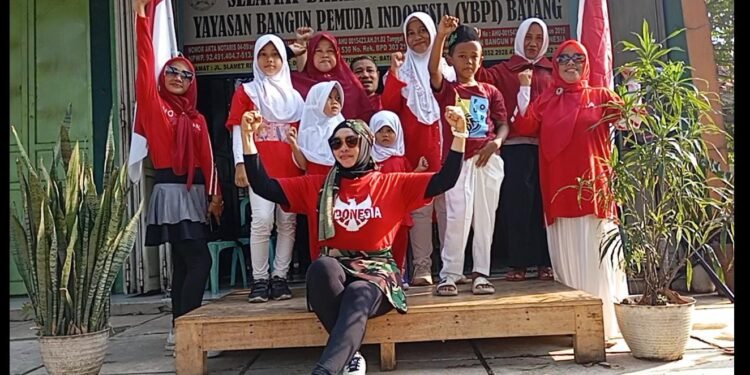 Meriahkan HUT RI ke-80, YBPI Gelar Senam Sehat Merah Putih dan Ajak Tuna Wisma Ikut Berbahagia