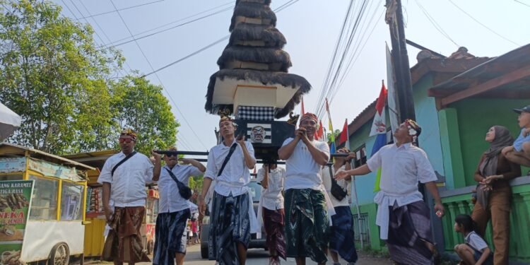 Ragam Ogoh-ogoh, Meriahkan Even 17-an Kelurahan Sambong