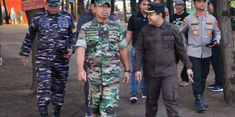 Parade Senja, Ajang Promosi Wisata Kawasan Timur Batang