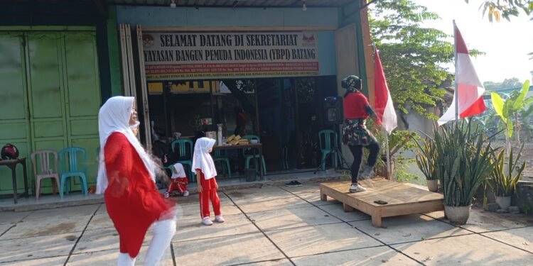 Meriahkan HUT RI ke-80, YBPI Gelar Senam Sehat Merah Putih dan Ajak Tuna Wisma Ikut Berbahagia