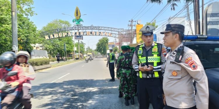 Jaga Kondusifitas Wilayah, Kodim, Pos AL, Polres dan Satpol-PP Batang Gelar Patroli Gabungan