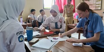 Kunjungi SMAN 2, Pelajar Australia Dalami Kebudayaan Indonesia