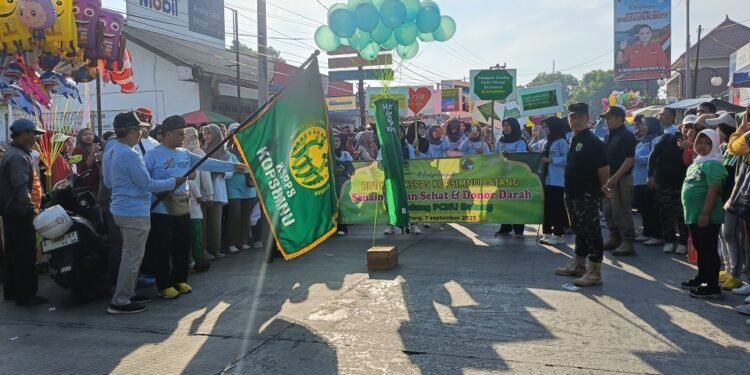 Jalan Sehat Harlah Ke-25 Kopsimnu Batang, Sedot Perhatian Publik