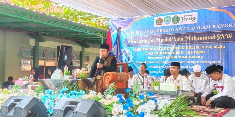 Rayakan Maulid, MAN Batang Upayakan Teladani Akhlak Rasulullah
