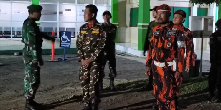 Ciptakan Batang Tetap Kondusif, Kodim 0736/Batang Gelar Patroli Bersama Ormas