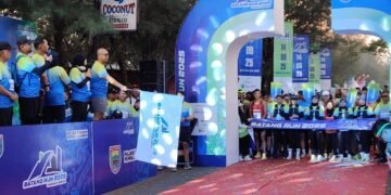Lebih dari Seribu Pelari Ramaikan Batang Run 2025 di Pantai Sigandu
