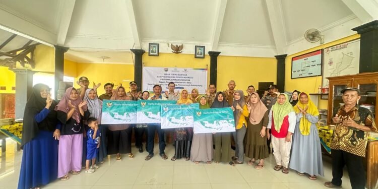 BPI dan Dinkes Batang Serahkan Jaminan Kesehatan bagi 175 Warga Prasejahtera