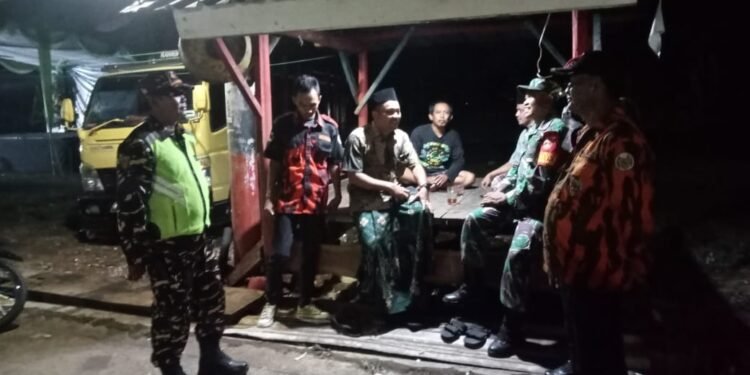 Jaga Keamanan Lingkungan, Koramil 03/Gringsing Ajak Warga Aktifkan Kembali Pos Kampling
