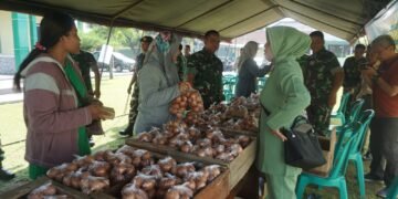 Bantu Ringankan Ekonomi Masyarakat Kodim 0736/Batang Gelar Pasar Murah