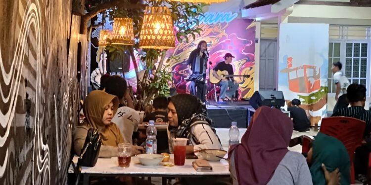 Lebarkan Sayap, Warmindo Terasvara jadi Media Diskusi Seni